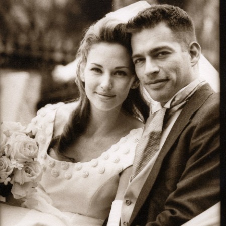 Harry Connick Jr and Jill Goodacre's wedding picture. 